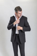 Load image into Gallery viewer, Camden men’s black regular-fit blazer — view 3