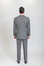 Load image into Gallery viewer, Mayfair men’s medium gray regular-fit sharkskin wool suit — view 3