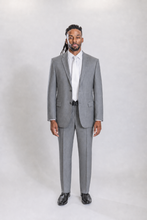 Load image into Gallery viewer, Mayfair men’s gray regular-fit glen plaid wool suit — view 3